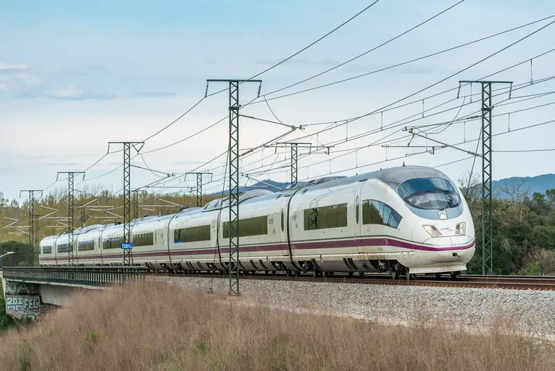 top 10 fastest trains in the world