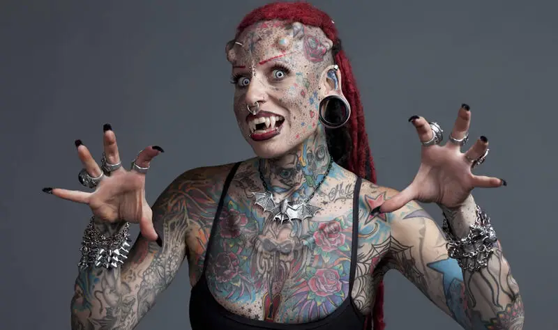 female body modifications