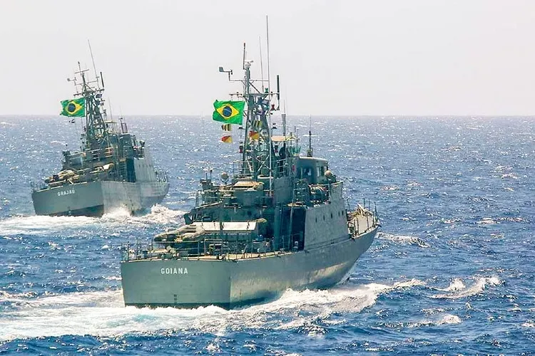 Le Brésil est également classé parmi les 10 meilleures marines du monde 2021