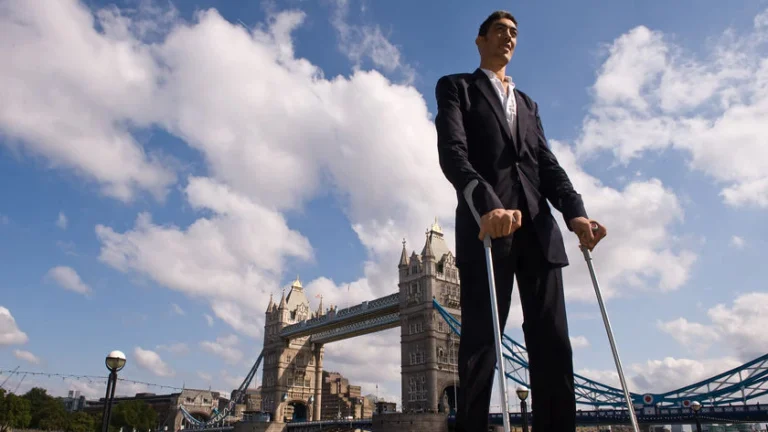 Top 10 Tallest People in the World